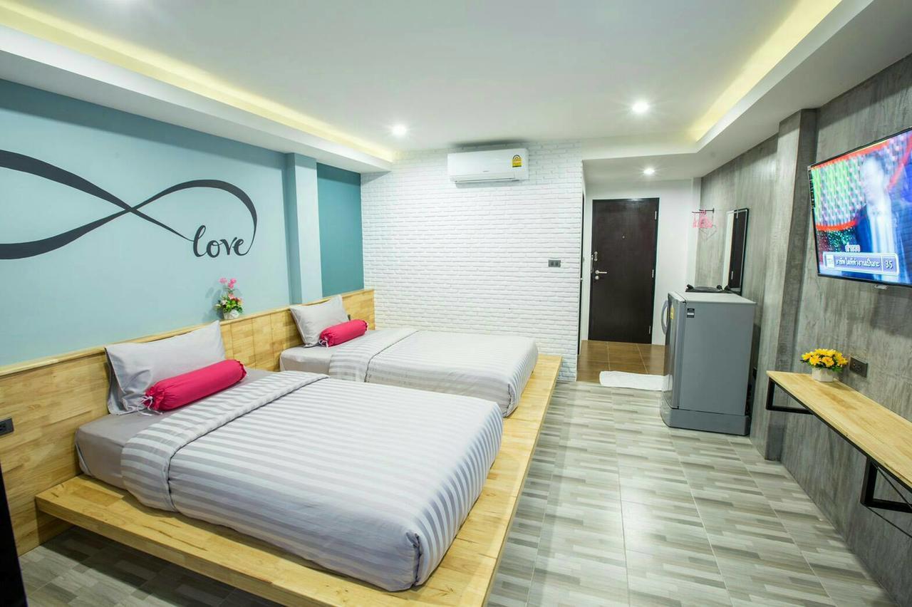 Sor Kor Sor Resort 사타힙 외부 사진