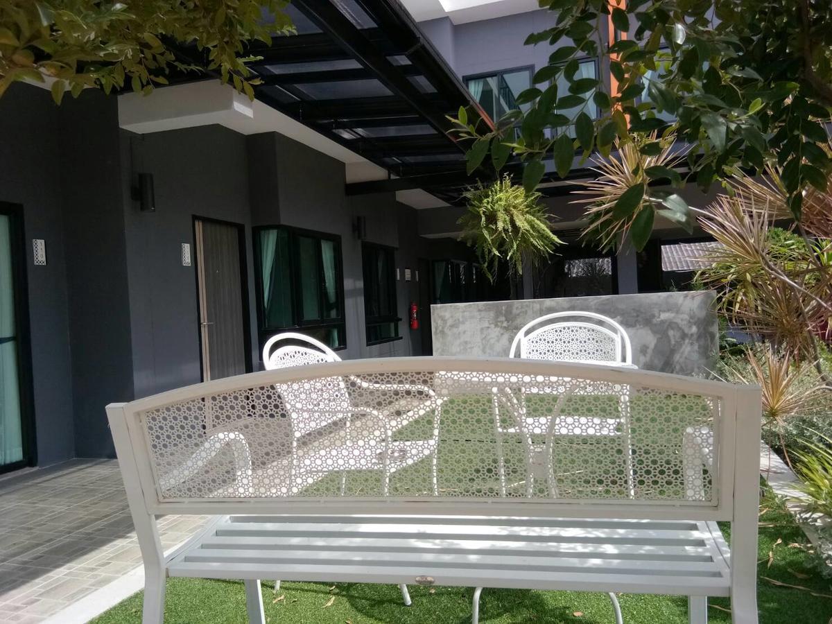 Sor Kor Sor Resort 사타힙 외부 사진